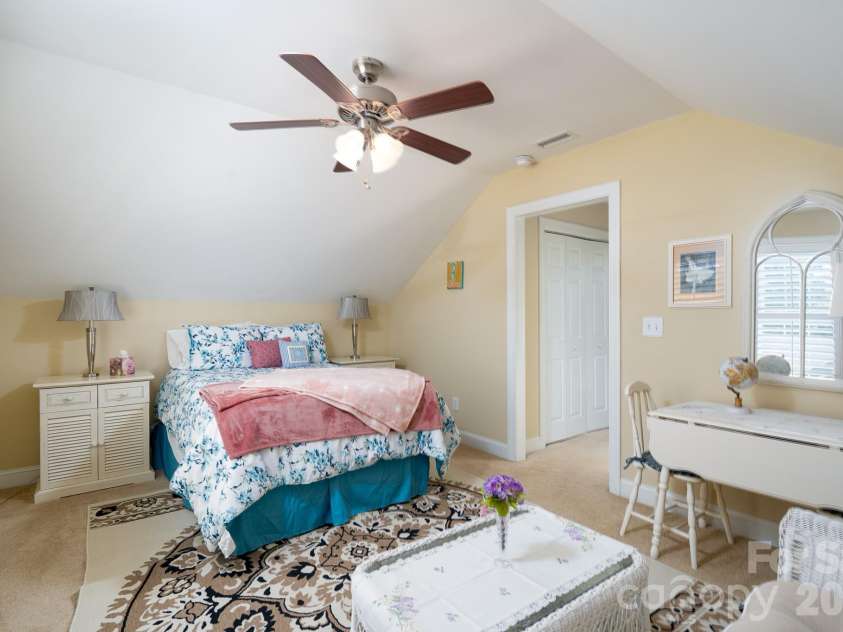 587 Marigold Drive, Kannapolis, NC 28083.  MLS# CAR4383052, YatesRealty ID 24496. Upstairs Bedroom