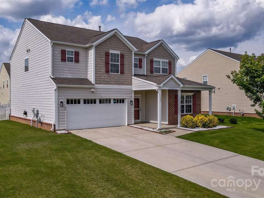 5003 Singletree Lane, Indian Trail, NC 28079.  MLS# CAR4259465, YatesRealty ID 24498. 