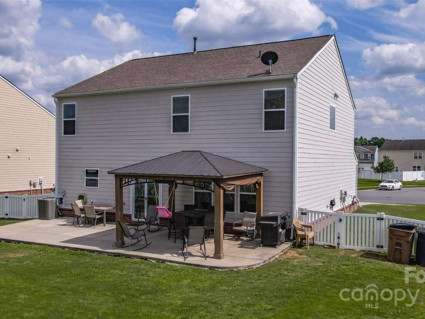 5003 Singletree Lane, Indian Trail, NC 28079.  MLS# CAR4259465, YatesRealty ID 24498. 