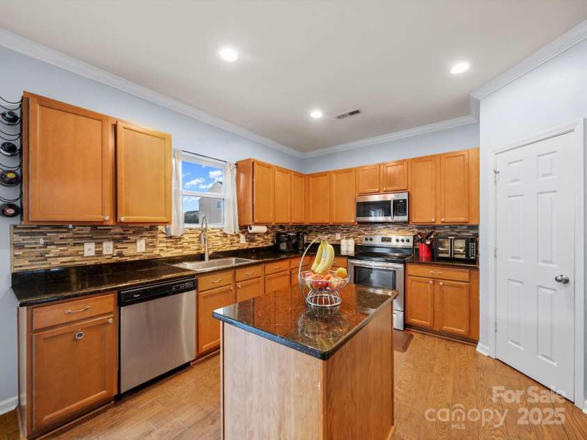 5003 Singletree Lane, Indian Trail, NC 28079.  MLS# CAR4259465, YatesRealty ID 24498. 