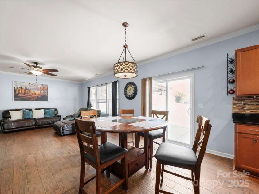 5003 Singletree Lane, Indian Trail, NC 28079.  MLS# CAR4259465, YatesRealty ID 24498. Eat in kitchen dining