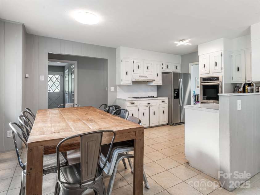 71 Happy Valley Drive, Mills River, NC 28759.  MLS# CAR4312252, YatesRealty ID 245. 