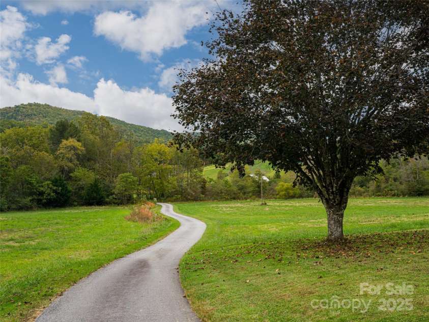 71 Happy Valley Drive, Mills River, NC 28759.  MLS# CAR4312252, YatesRealty ID 245. 