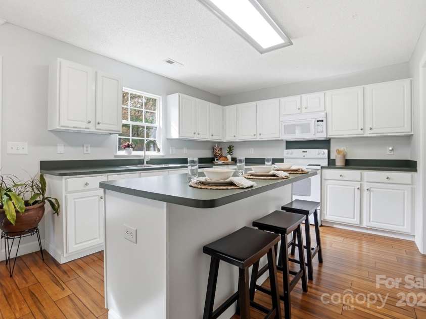 143 Amber Woods Drive, Tega Cay, SC 29708.  MLS# CAR4317073, YatesRealty ID 2450. 