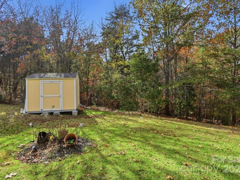 143 Amber Woods Drive, Tega Cay, SC 29708.  MLS# CAR4317073, YatesRealty ID 2450. 