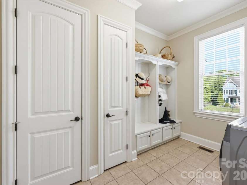 148 Cold Hollow Farms Drive, Mooresville, NC 28117.  MLS# CAR4385177, YatesRealty ID 24500. 