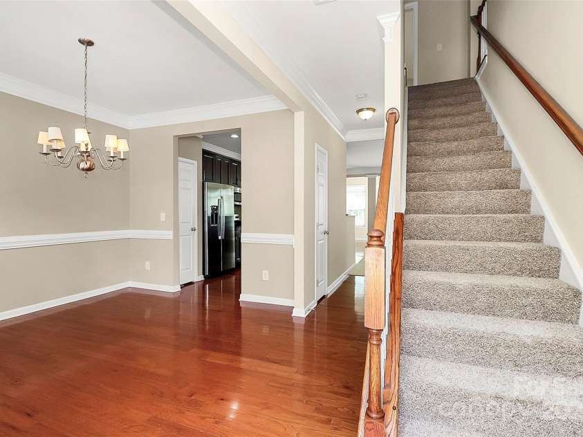 3251 Park South Station Boulevard, Charlotte, NC 28210.  MLS# CAR4255933, YatesRealty ID 24500. 