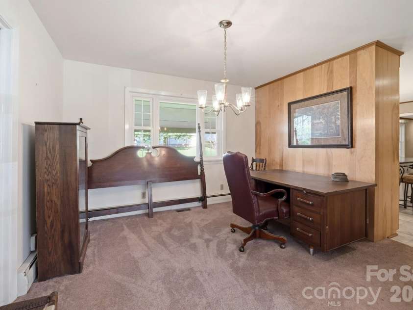 513 2nd Avenue Place, Conover, NC 28613.  MLS# CAR4361357, YatesRealty ID 24502. 
