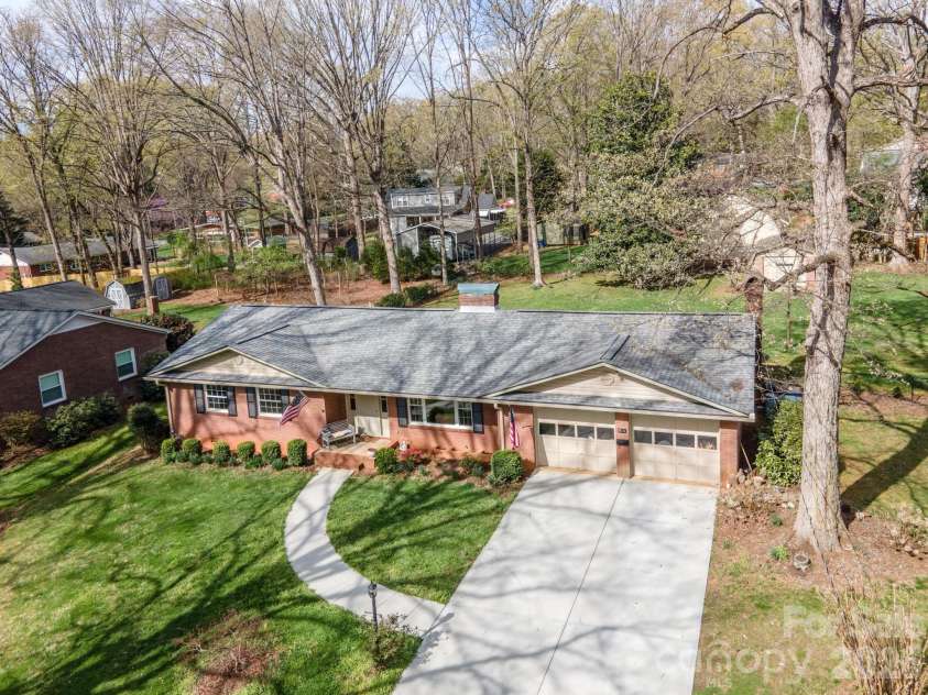 513 2nd Avenue Place, Conover, NC 28613.  MLS# CAR4361357, YatesRealty ID 24502. Screen porch