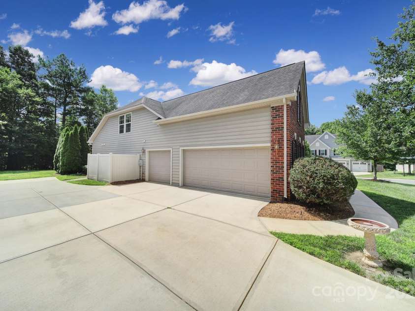 2000 Taney Way, Indian Land, SC 29707.  MLS# CAR4272663, YatesRealty ID 24504. 