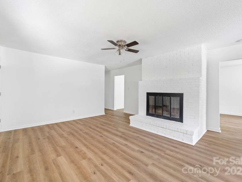 104 Spargo Street, Gastonia, NC 28056.  MLS# CAR4276810, YatesRealty ID 24505. 