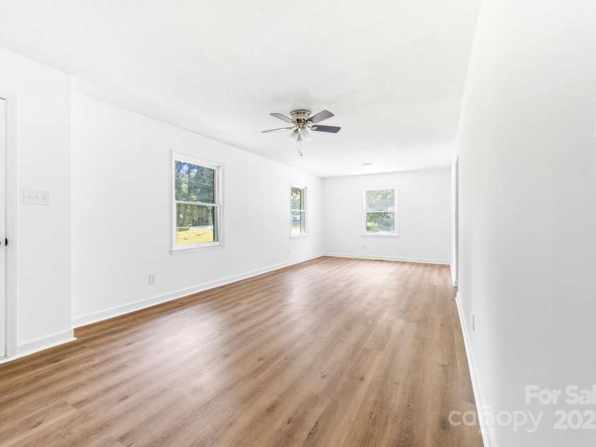 104 Spargo Street, Gastonia, NC 28056.  MLS# CAR4276810, YatesRealty ID 24505. 