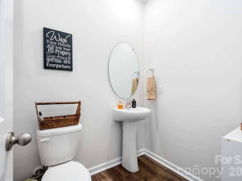 147 Ashelyn Park Drive, Fletcher, NC 28732.  MLS# CAR4357143, YatesRealty ID 24506. Main Level Half Bath