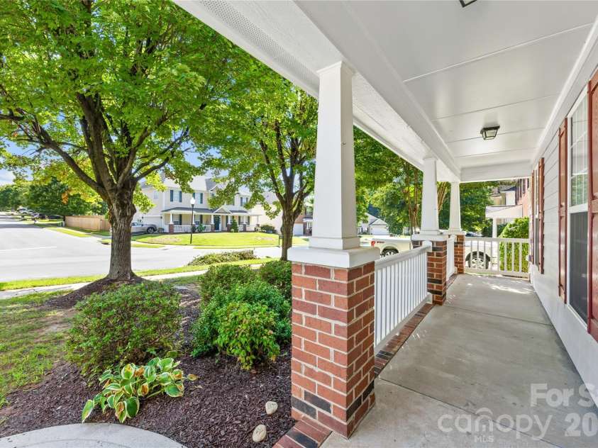 146 Trotter Ridge Drive, Mooresville, NC 28117.  MLS# CAR4416789, YatesRealty ID 24507. 