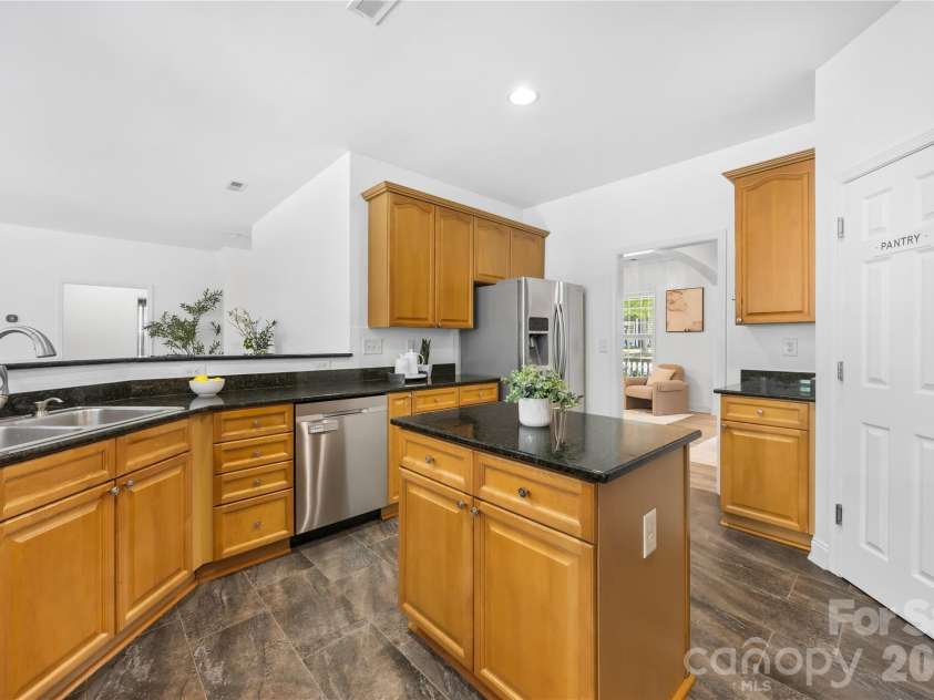 146 Trotter Ridge Drive, Mooresville, NC 28117.  MLS# CAR4416789, YatesRealty ID 24507. 