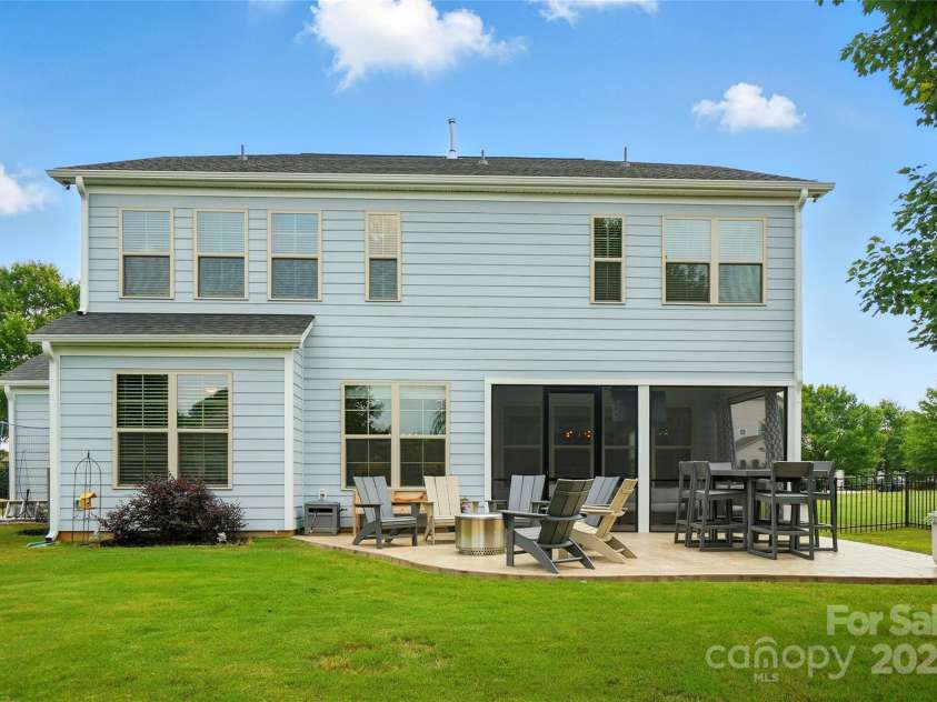7322 Vesper Drive, Huntersville, NC 28078.  MLS# CAR4264938, YatesRealty ID 24507. Back of Home