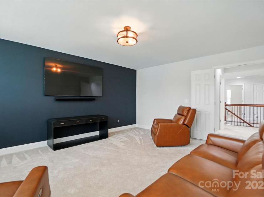 7322 Vesper Drive, Huntersville, NC 28078.  MLS# CAR4264938, YatesRealty ID 24507. Bonus Room