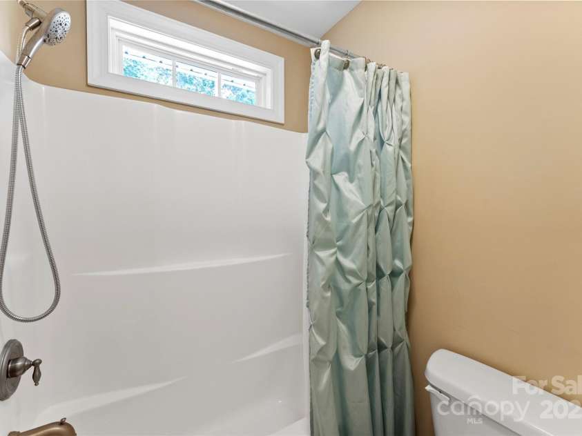 2074 Brandt Road, York, SC 29745.  MLS# CAR4273350, YatesRealty ID 24508. 