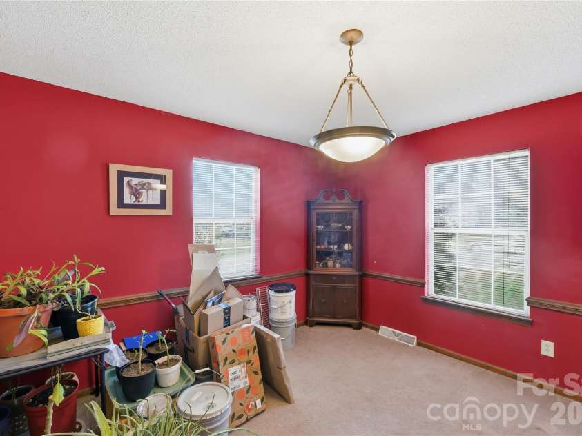 9444 Stately Oak Lane, Mint Hill, NC 28227.  MLS# CAR4345768, YatesRealty ID 24508. 