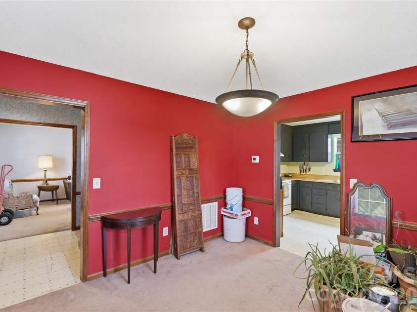 9444 Stately Oak Lane, Mint Hill, NC 28227.  MLS# CAR4345768, YatesRealty ID 24508. 