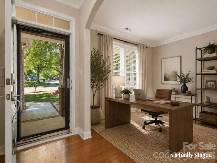 10094 Paisley Drive, Charlotte, NC 28269.  MLS# CAR4382557, YatesRealty ID 24509. 