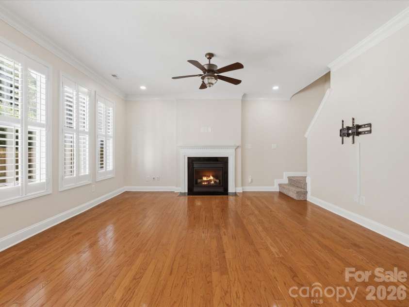 10094 Paisley Drive, Charlotte, NC 28269.  MLS# CAR4382557, YatesRealty ID 24509. 
