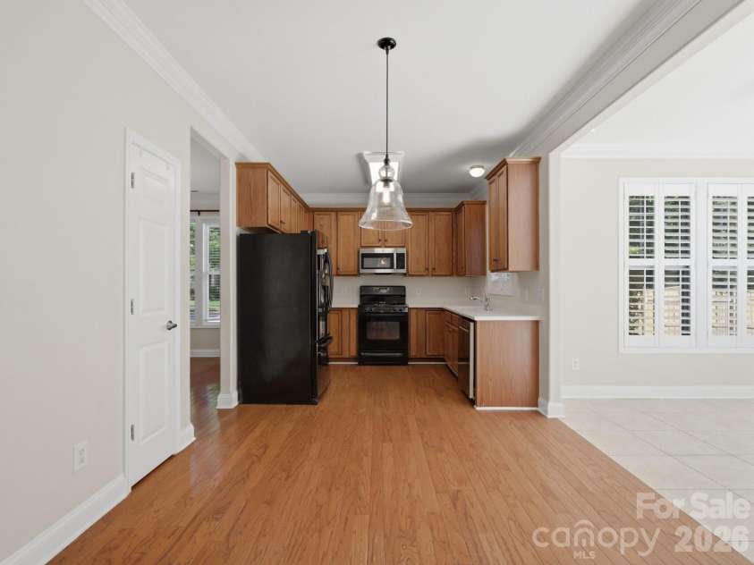10094 Paisley Drive, Charlotte, NC 28269.  MLS# CAR4382557, YatesRealty ID 24509. 
