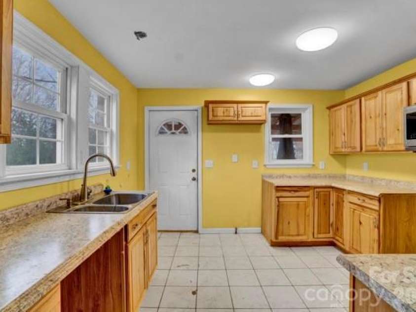 204 C Avenue, Salisbury, NC 28144.  MLS# CAR4347802, YatesRealty ID 2451. 
