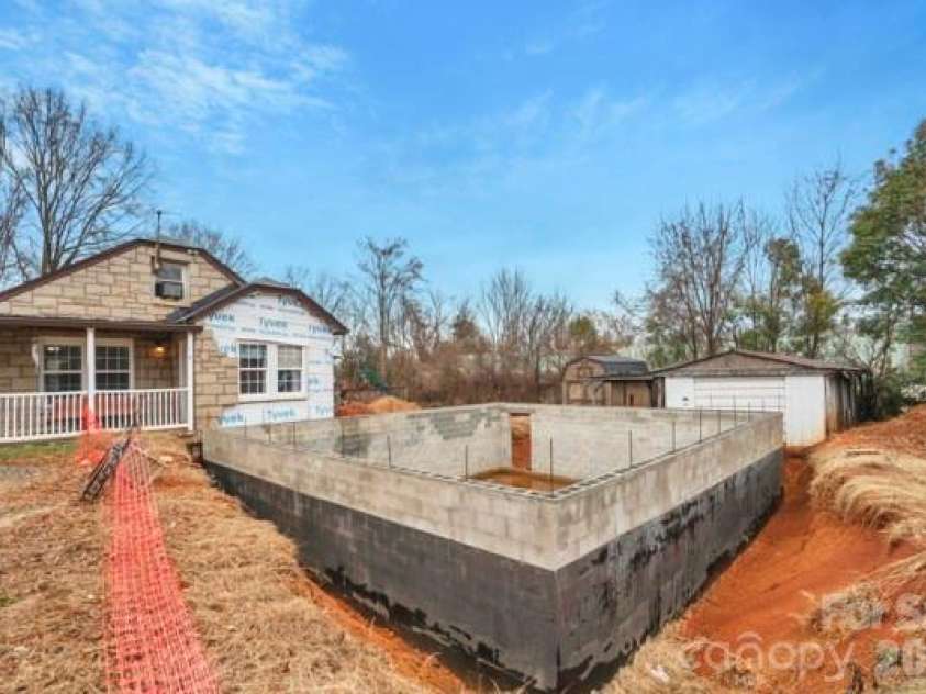 204 C Avenue, Salisbury, NC 28144.  MLS# CAR4347802, YatesRealty ID 2451. 