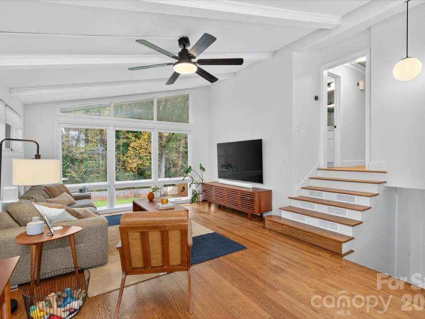 6431 Rosecrest Drive, Charlotte, NC 28210.  MLS# CAR4335121, YatesRealty ID 2451. 