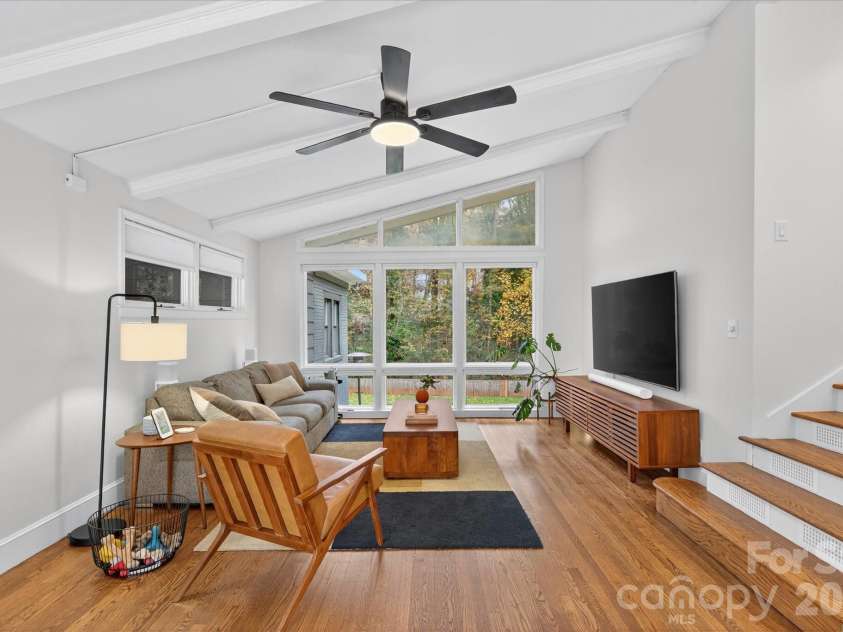 6431 Rosecrest Drive, Charlotte, NC 28210.  MLS# CAR4335121, YatesRealty ID 2451. 