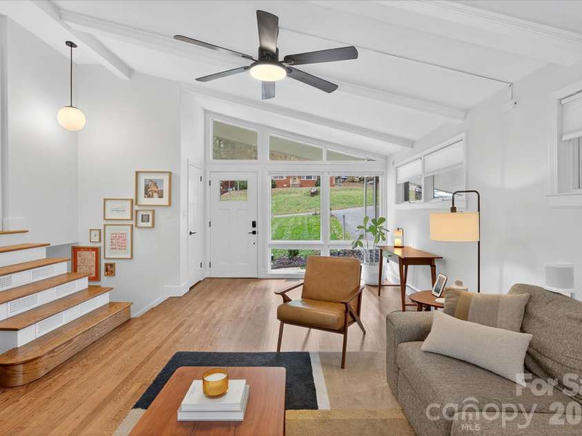 6431 Rosecrest Drive, Charlotte, NC 28210.  MLS# CAR4335121, YatesRealty ID 2451. 