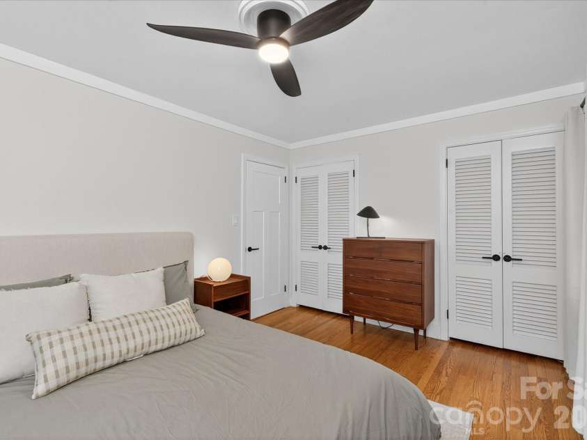 6431 Rosecrest Drive, Charlotte, NC 28210.  MLS# CAR4335121, YatesRealty ID 2451. 