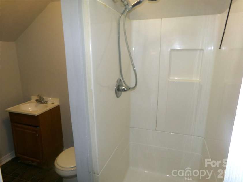 1014 Main Street, Albemarle, NC 28001.  MLS# CAR4378971, YatesRealty ID 24510. 