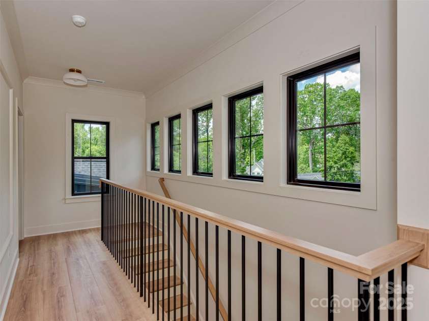 1807 Arnold Drive, Charlotte, NC 28205.  MLS# CAR4251651, YatesRealty ID 24510. 