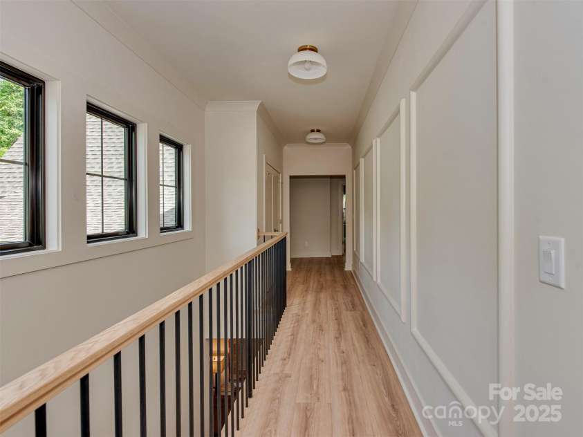 1807 Arnold Drive, Charlotte, NC 28205.  MLS# CAR4251651, YatesRealty ID 24510. 