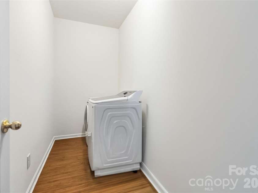 1839 Bray Drive, Charlotte, NC 28214.  MLS# CAR4374895, YatesRealty ID 24512. Laundry room