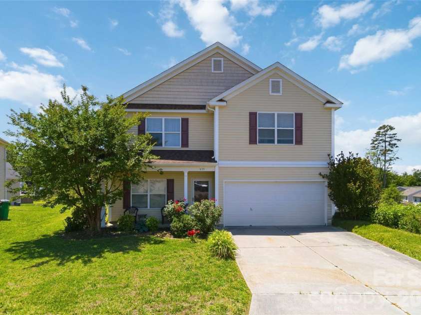 1839 Bray Drive, Charlotte, NC 28214.  MLS# CAR4374895, YatesRealty ID 24512. Welcome Home!