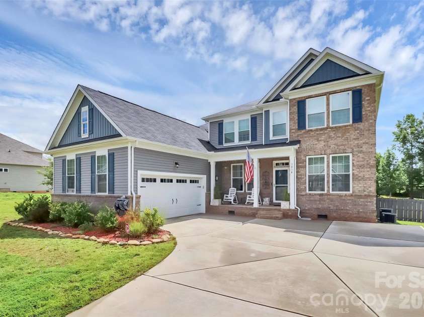 1014 Willow Grove Lane, York, SC 29745.  MLS# CAR4282256, YatesRealty ID 24514. Front View