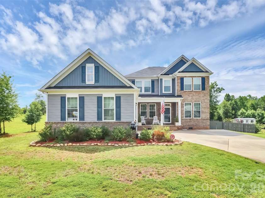 1014 Willow Grove Lane, York, SC 29745.  MLS# CAR4282256, YatesRealty ID 24514. Front View