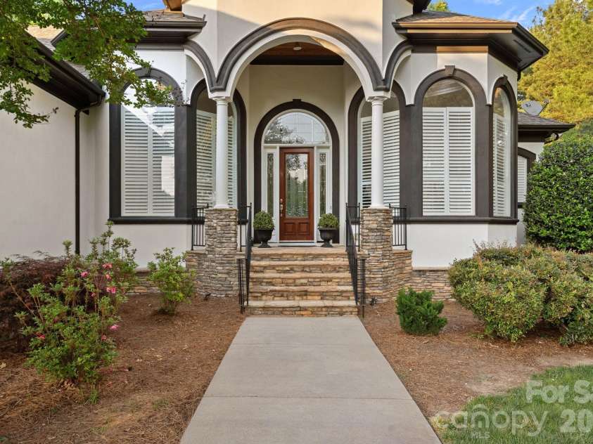 106 Lightship Drive, Mooresville, NC 28117.  MLS# CAR4309787, YatesRealty ID 24515. Welcome Home