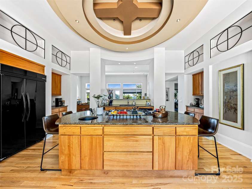 27 Elk Mountain Ridge, Asheville, NC 28804.  MLS# CAR4274217, YatesRealty ID 24515. 