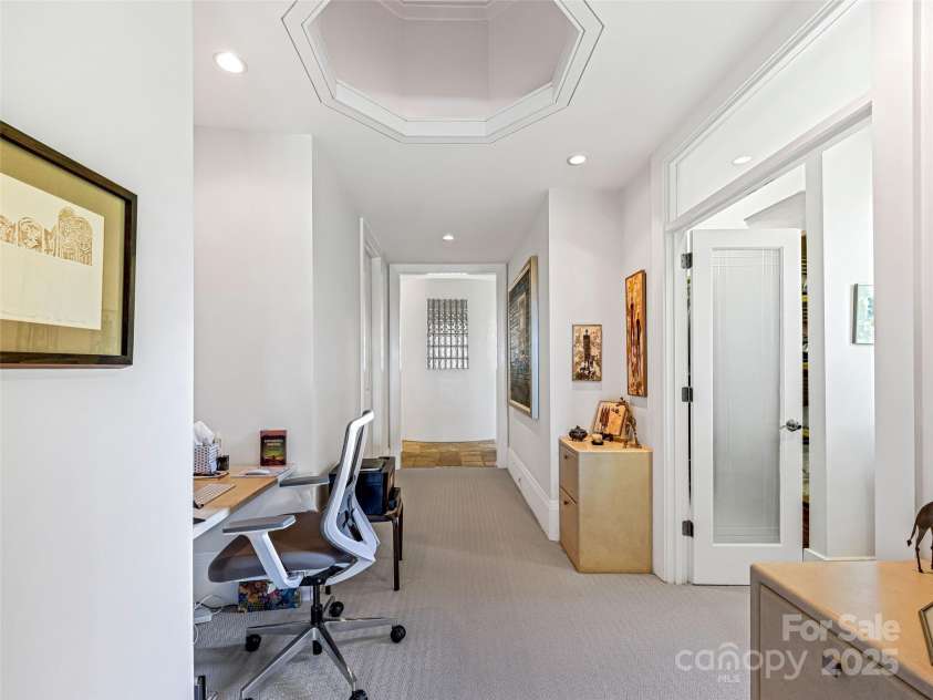 27 Elk Mountain Ridge, Asheville, NC 28804.  MLS# CAR4274217, YatesRealty ID 24515. 