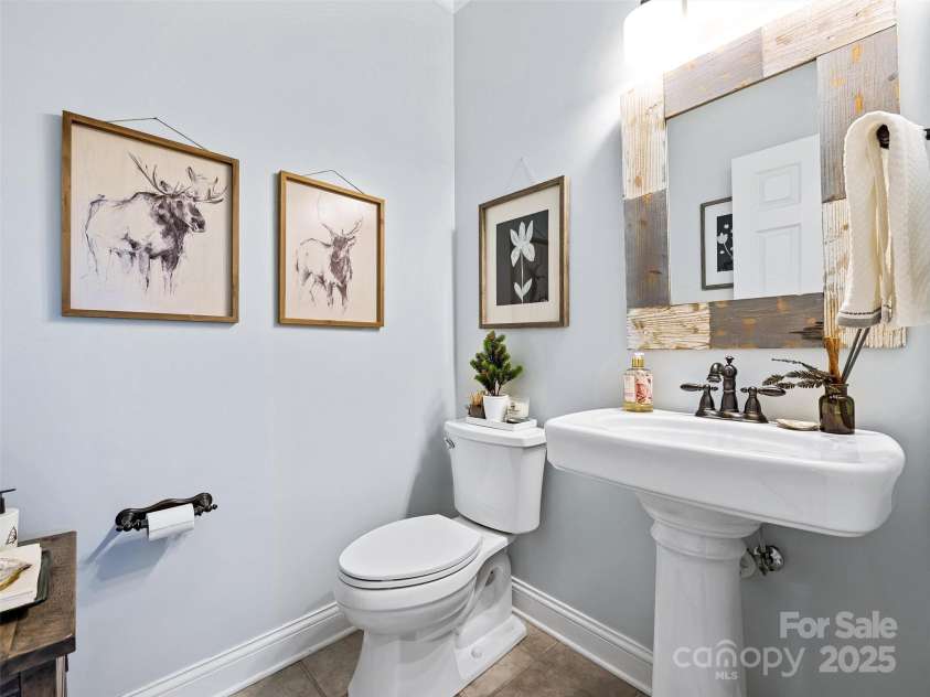 61 Mcintyre Drive, Asheville, NC 28803.  MLS# CAR4275405, YatesRealty ID 24516. Powder Room