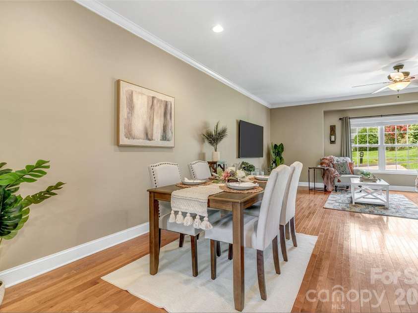 25 Union Chapel Road, Weaverville, NC 28787.  MLS# CAR4346426, YatesRealty ID 24517. Dining Area