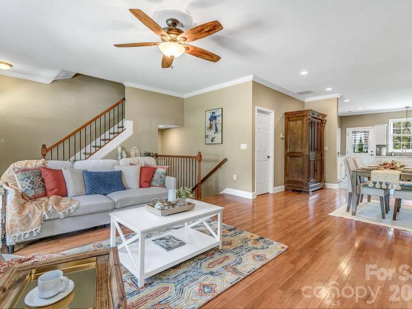 25 Union Chapel Road, Weaverville, NC 28787.  MLS# CAR4346426, YatesRealty ID 24517. Open Concept