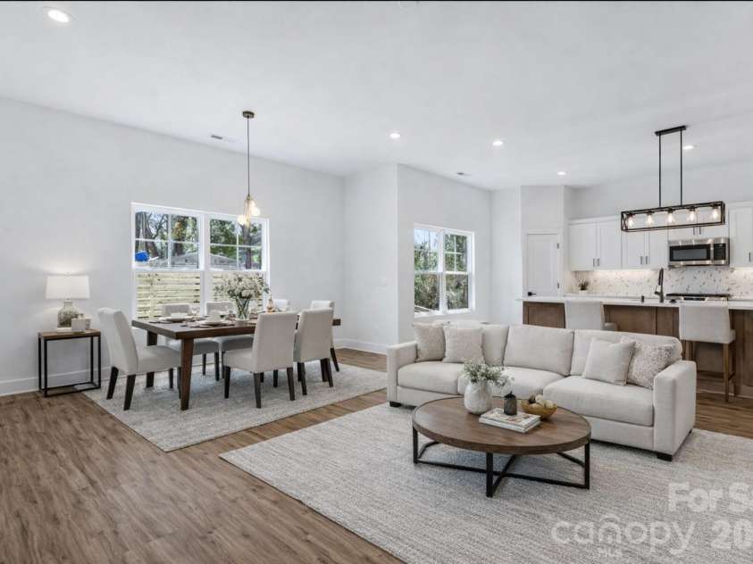 1515 Caldwell Street, Charlotte, NC 28206.  MLS# CAR4405924, YatesRealty ID 24518. Virtually Staged
