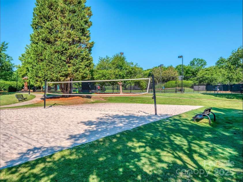 3511 Dominion Green Drive, Charlotte, NC 28269.  MLS# CAR4272819, YatesRealty ID 24518. Community volleyball