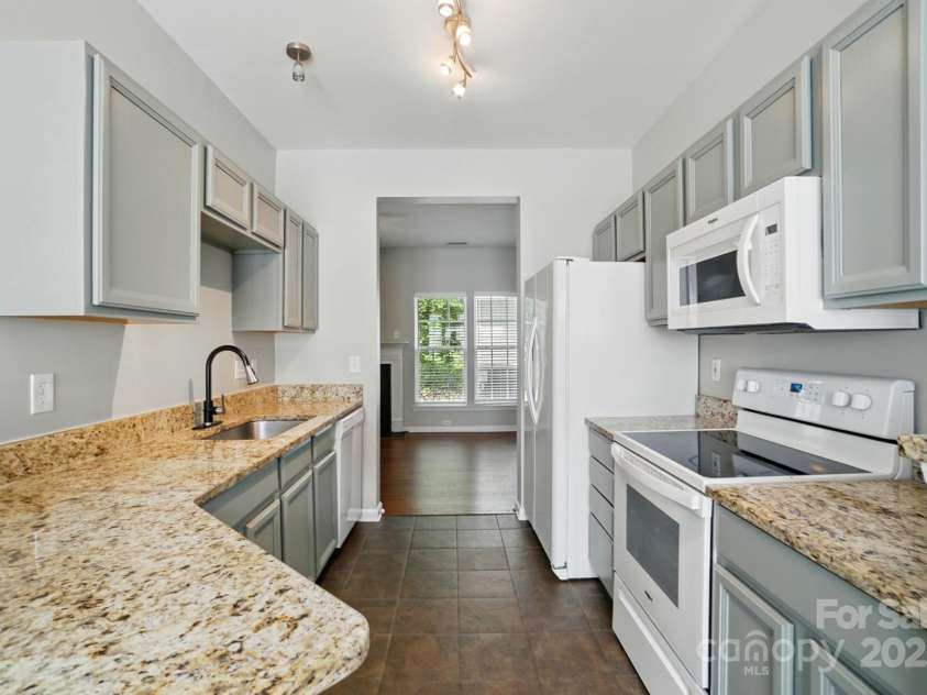 10867 Garden Oaks Lane, Charlotte, NC 28273.  MLS# CAR4267535, YatesRealty ID 24519. 