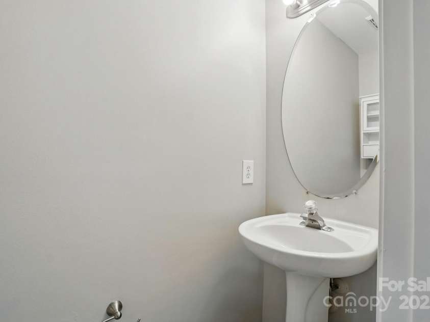 10867 Garden Oaks Lane, Charlotte, NC 28273.  MLS# CAR4267535, YatesRealty ID 24519. 